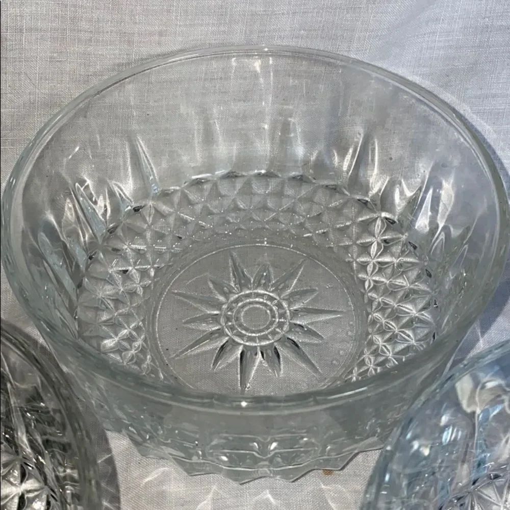 ARCOROC FRANCE Vintage Glass Bowls-Set of 3 - Picture 4 of 6